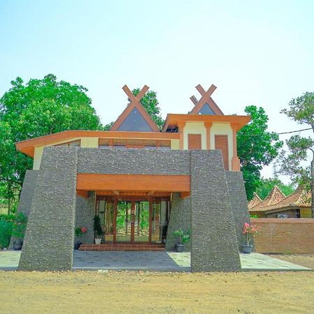 Point Of View Hotel & Resort Majalengka Exterior foto