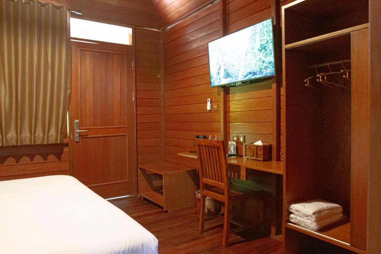 Point Of View Hotel & Resort Majalengka Exterior foto