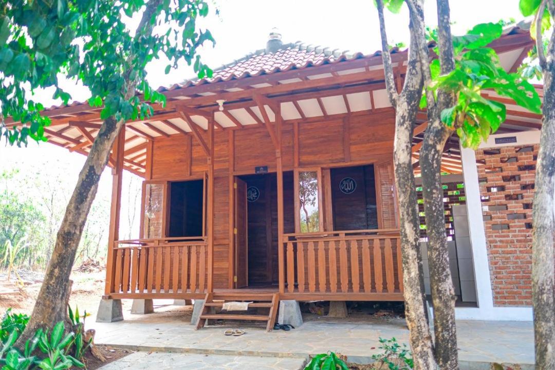 Point Of View Hotel & Resort Majalengka Exterior foto